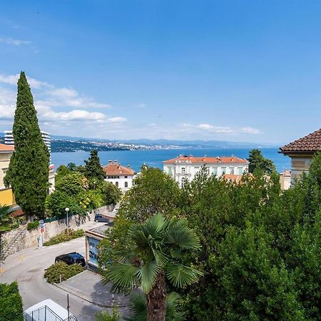 Downtown Apartments Dorian And Nadia Opatija Exterior foto